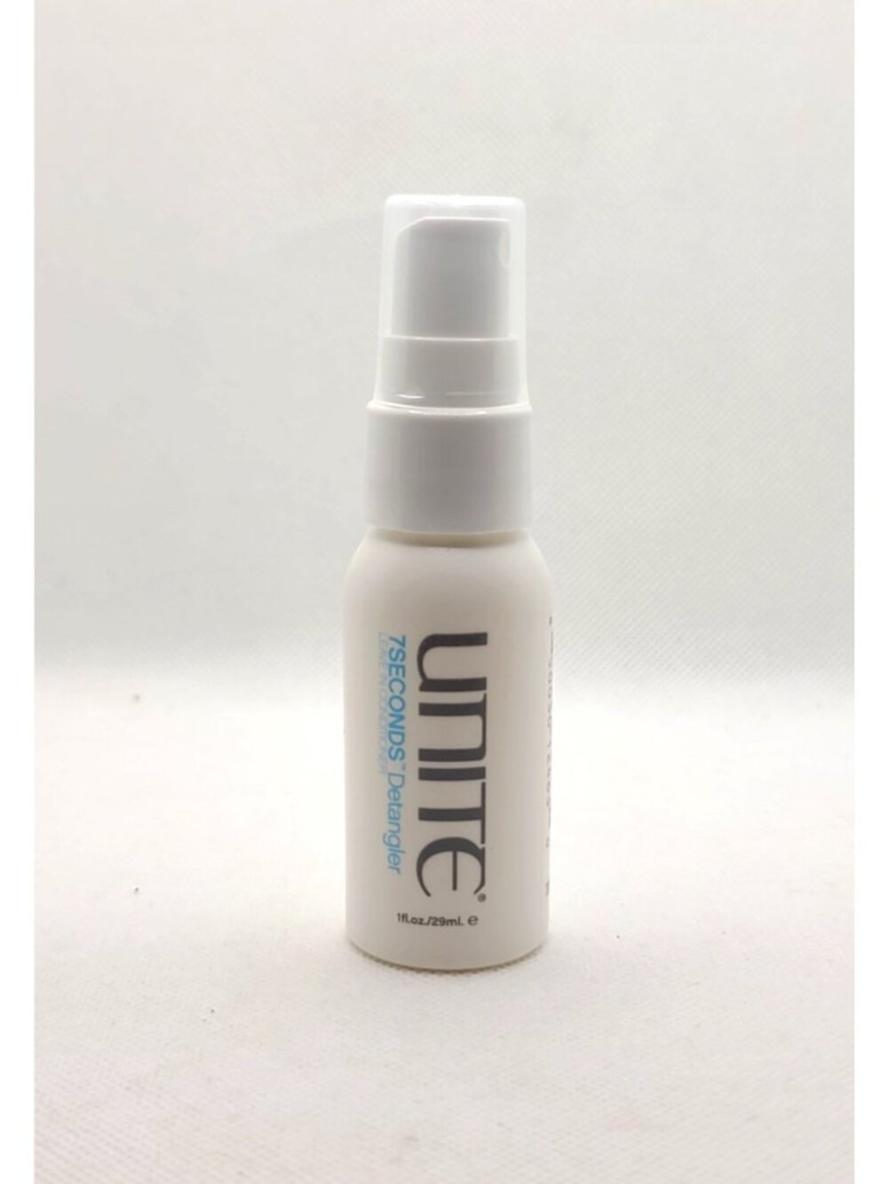 UNITE 7 Seconds Detangler Leave in Conditioner 1 oz Trial Size Authentic NEW